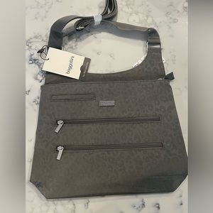 New Baggallini Bucket Bagg Bag Purse Gray Leopard Print NWOT